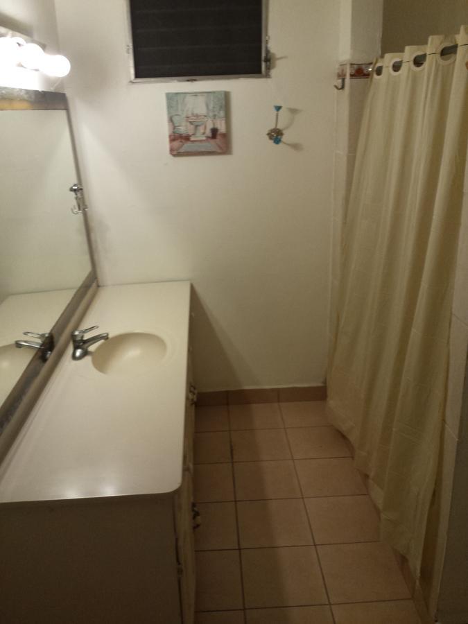 Hostal Aqui Me Quedo San Pedro Sula Kültér fotó